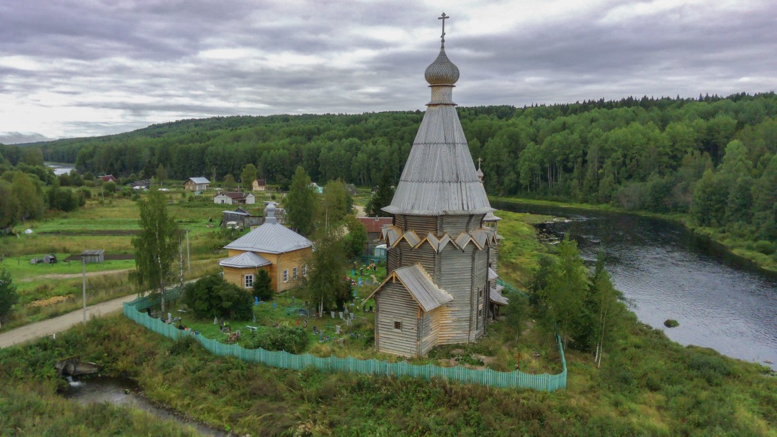 Согиницы. Храмовый комплекс Согинского погоста. фасады, Вид с северо-востока