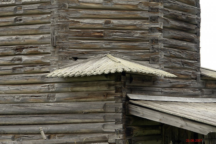 Гимрека (Гиморецкий погост). Церковь Рождества Пресвятой Богородицы. архитектурные детали