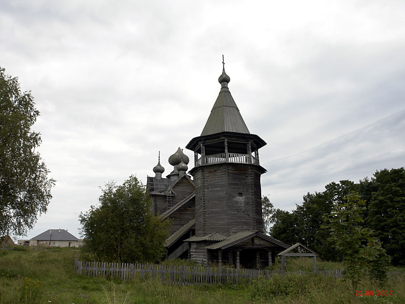 Церковь Димитрия Солунского, Щелейки (Подпорожский район, Ленинградская область). фасады