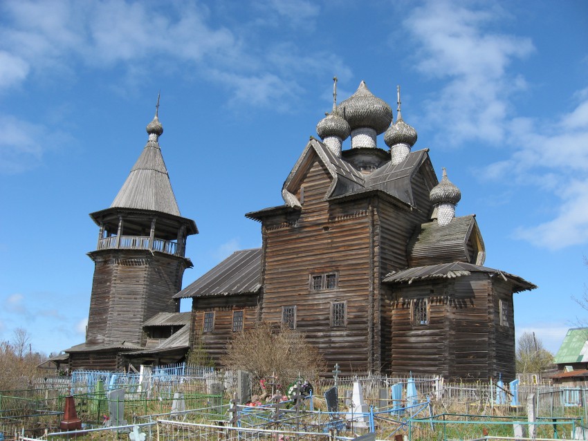 Щелейки. Церковь Димитрия Солунского. фасады, Общий вид с юго-востока