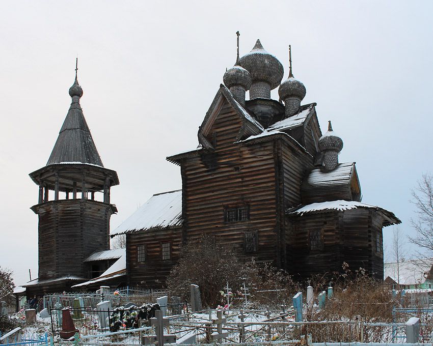 Церковь Димитрия Солунского, Щелейки (Подпорожский район, Ленинградская область). фасады, Вид церкви перед началом ремонта