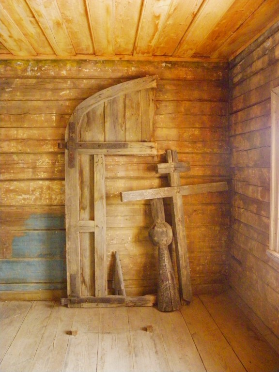 Церковь Димитрия Солунского, Щелейки (Подпорожский район, Ленинградская область). интерьер и убранство