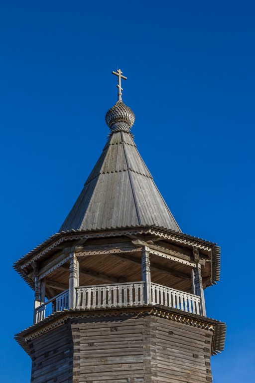Церковь Димитрия Солунского, Щелейки (Подпорожский район, Ленинградская область). архитектурные детали, Колокольня