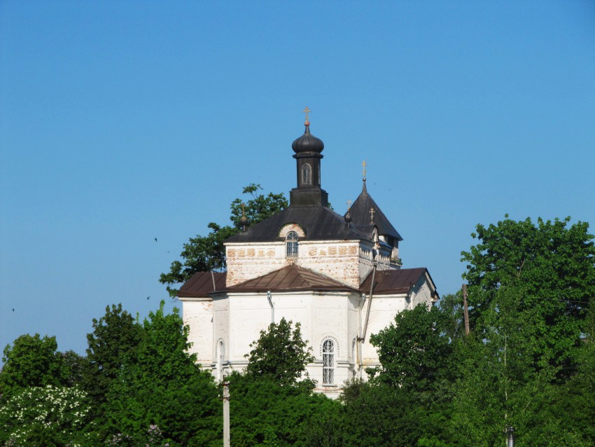 Клюкошицы. Церковь Флора и Лавра. фасады