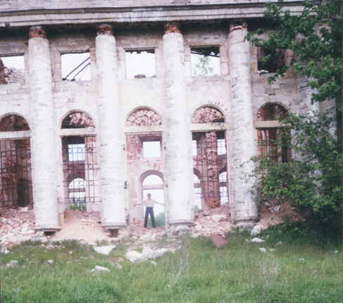 Церковь Троицы Живоначальной, Пятая Гора (Волосовский район, Ленинградская область). архитектурные детали