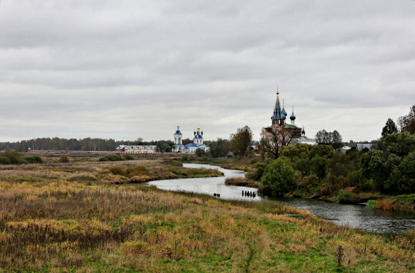 Успенский женский монастырь, Дунилово (Шуйский район, Ивановская область). общий вид в ландшафте