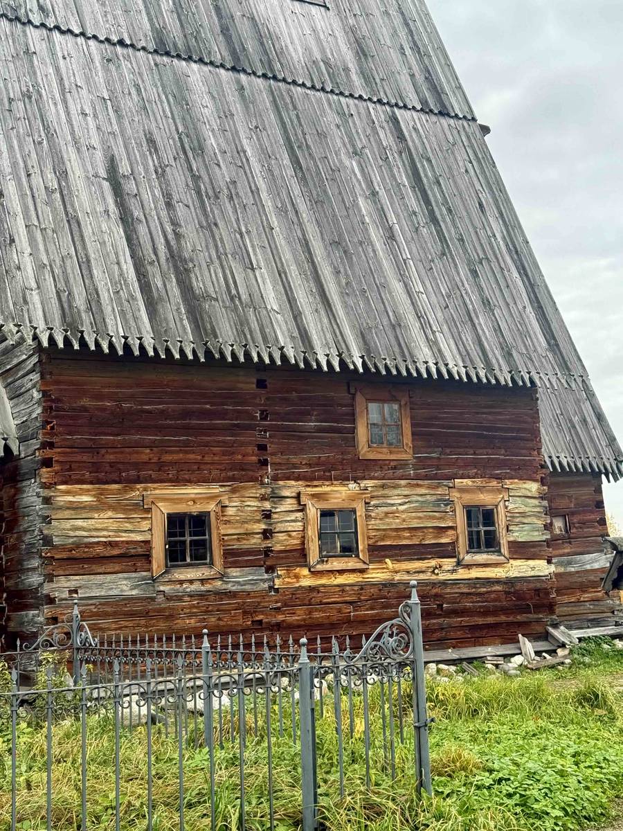 архитектурные детали. Церковь Воскресения Христова на горе Левитана, Плёс (Приволжский район, Ивановская область)