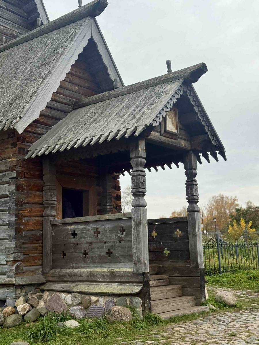 архитектурные детали. Церковь Воскресения Христова на горе Левитана, Плёс (Приволжский район, Ивановская область)