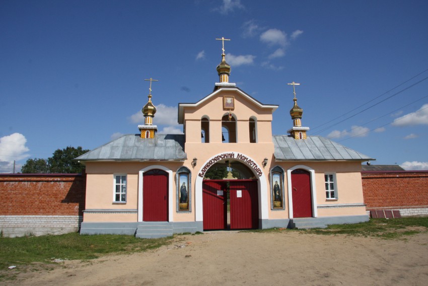 Интерпосёлок. Важеозерский Спасо-Преображенский мужской монастырь. фасады