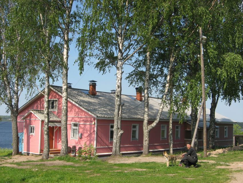 Интерпосёлок. Важеозерский Спасо-Преображенский мужской монастырь. дополнительная информация, Иерейский братский корпус 