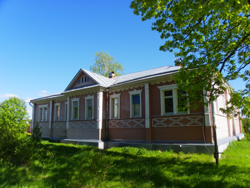Важеозерский Спасо-Преображенский мужской монастырь, Интерпосёлок (Олонецкий район, Республика Карелия). дополнительная информация, Братский корпус