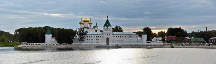 Троицкий Ипатьевский монастырь, Кострома (Кострома, город, Костромская область). фасады, панорама