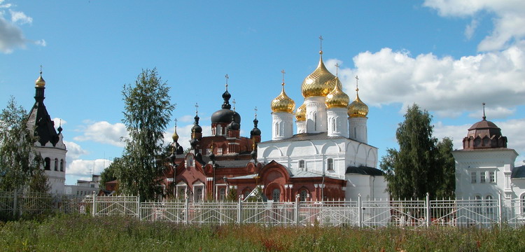 Кострома. Богоявленско-Анастасьинский женский монастырь. фасады