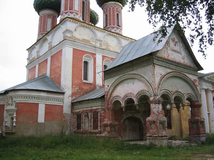 Церковь Владимирской иконы Божией Матери, Нерехта (Нерехтский район, Костромская область). архитектурные детали