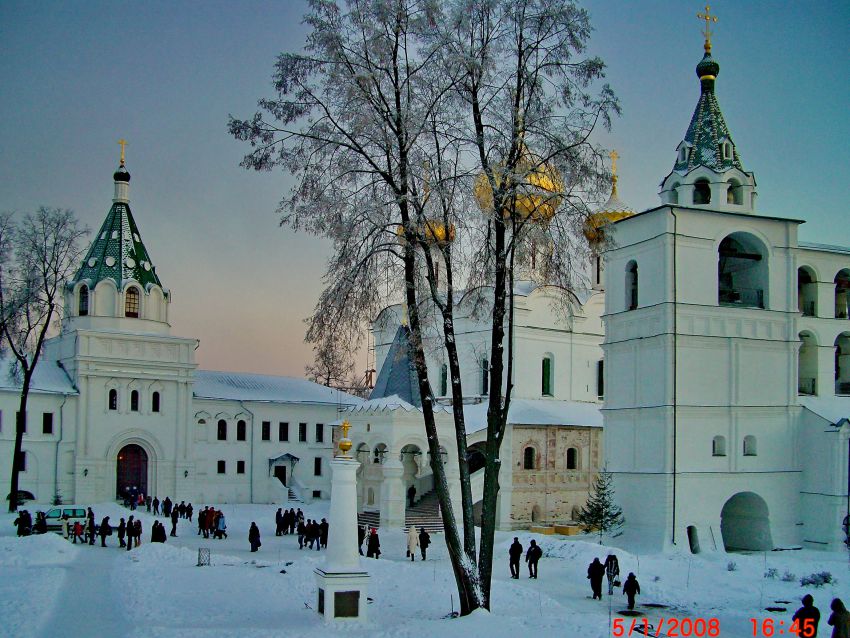 Кострома. Троицкий Ипатьевский монастырь. фасады