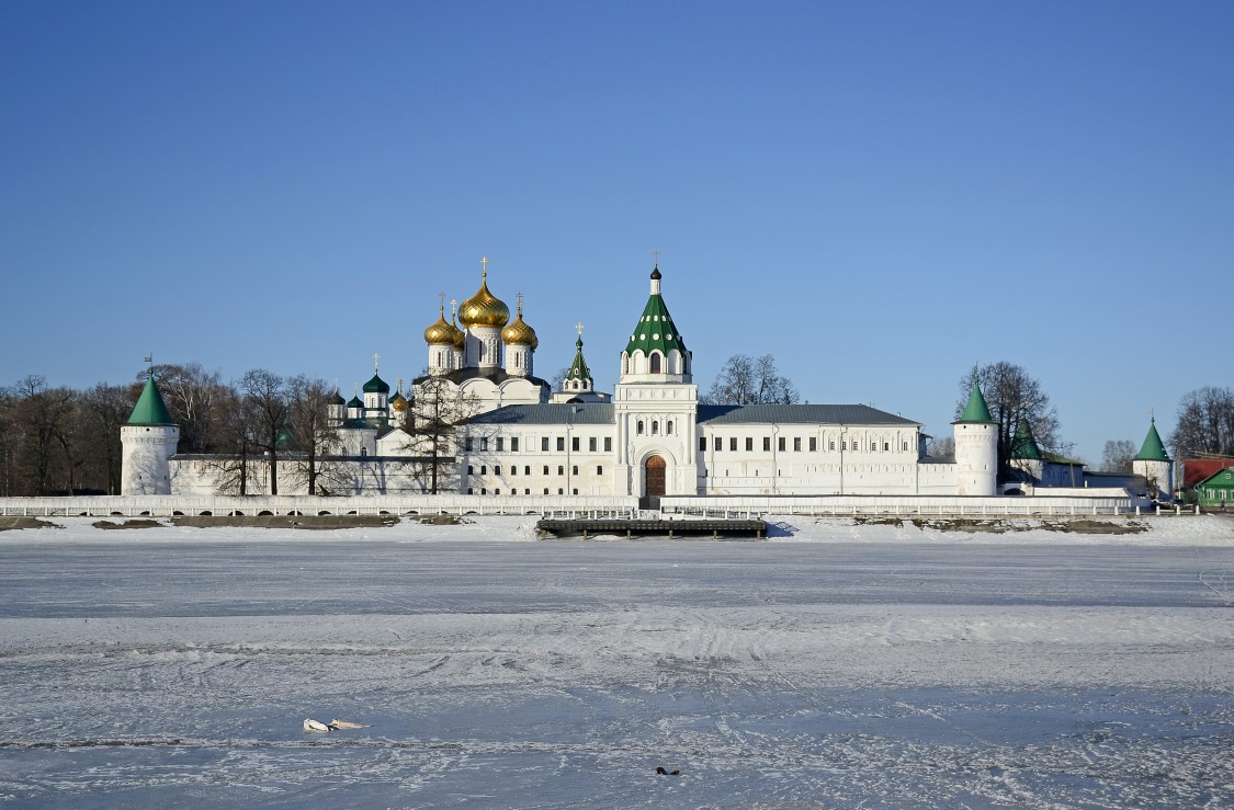 Кострома. Троицкий Ипатьевский монастырь. фасады