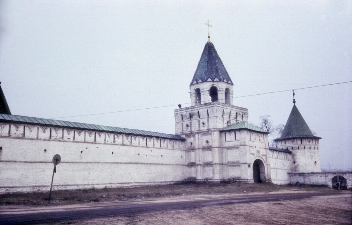Троицкий Ипатьевский монастырь, Кострома (Кострома, город, Костромская область). дополнительная информация, Скан с плёнки из домашнего архива.