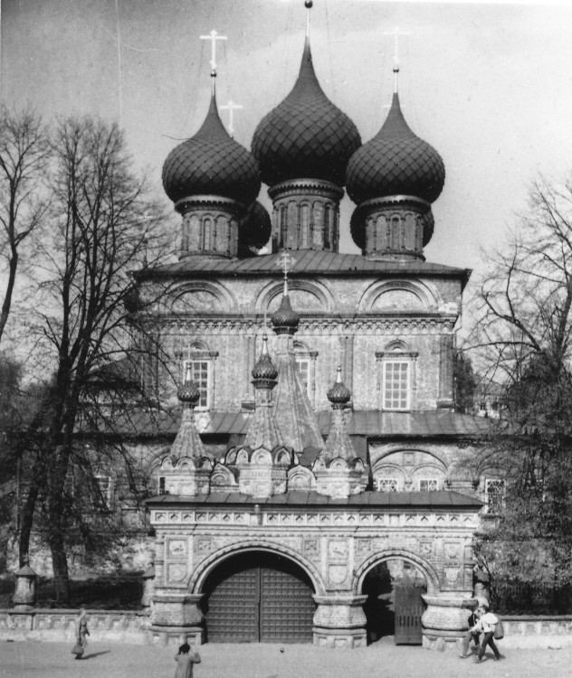 Кострома. Церковь Воскресения Христова на Дебре. документальные фотографии, Фото В.В. Лелецкого