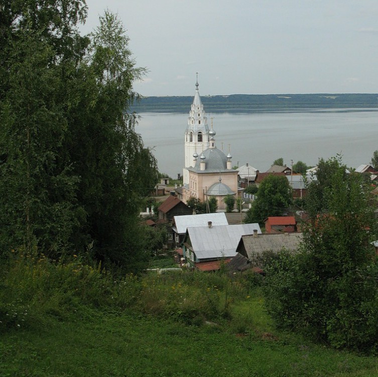 Церковь Василия Великого, Галич (Галичский район, Костромская область). общий вид в ландшафте