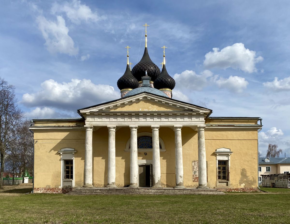 Вид с запада, фасады. Церковь Владимирской иконы Божией Матери, Нерехта (Нерехтский район, Костромская область)