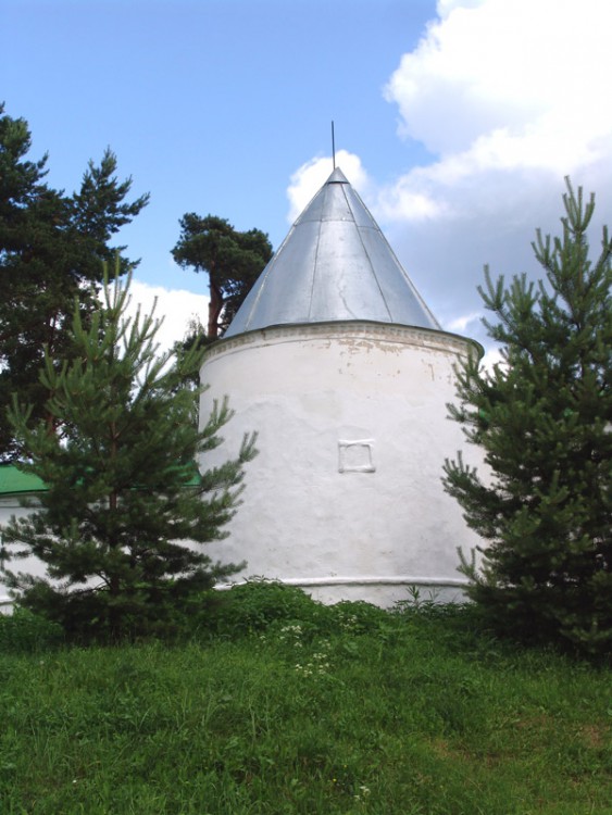 Троица. Троице-Сыпанов Пахомиево-Нерехтский женский монастырь. фасады, Юго-восточная башня в ограде