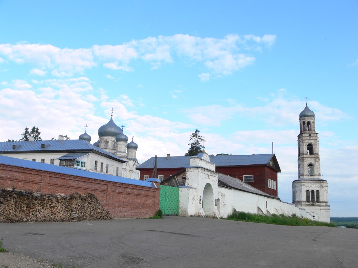 Ножкино. Покровский Авраамиево-Городецкий монастырь. фасады