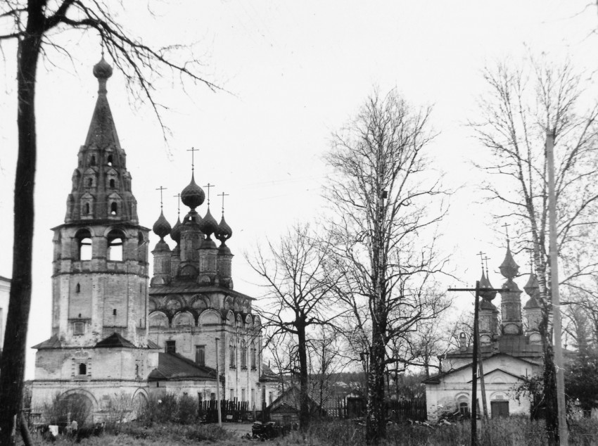 Солигалич. Воскресенский монастырь. фасады, Фото В.В. Лелецкого