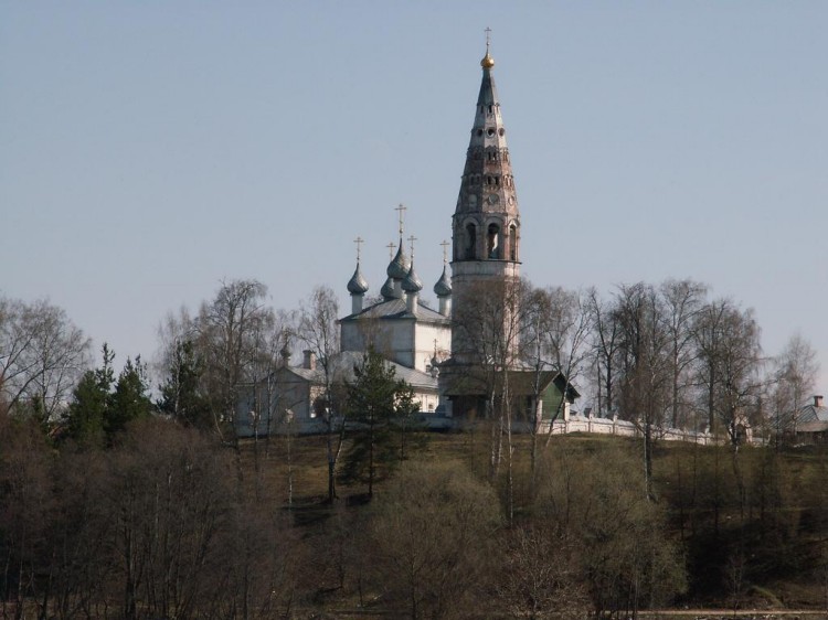 Собор Преображения Господня, Судиславль (Судиславский район, Костромская область). общий вид в ландшафте