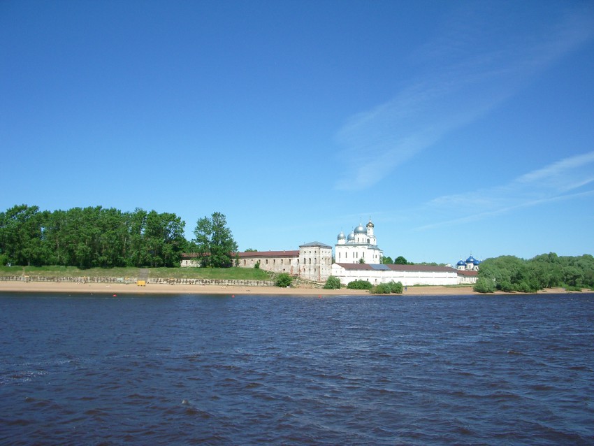 Юрьев мужской монастырь, Юрьево (Великий Новгород, город, Новгородская область). общий вид в ландшафте