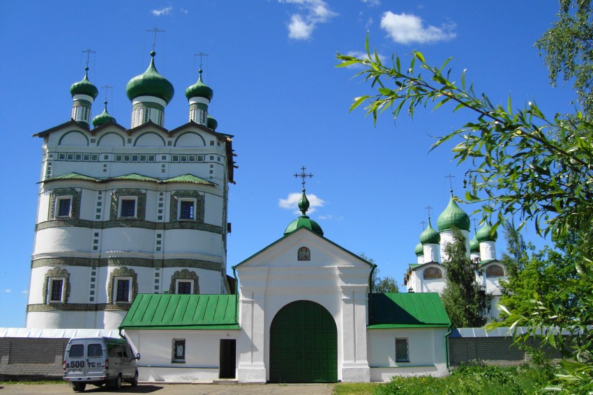 Вяжищи. Николо-Вяжищский ставропигиальный женский монастырь. фасады