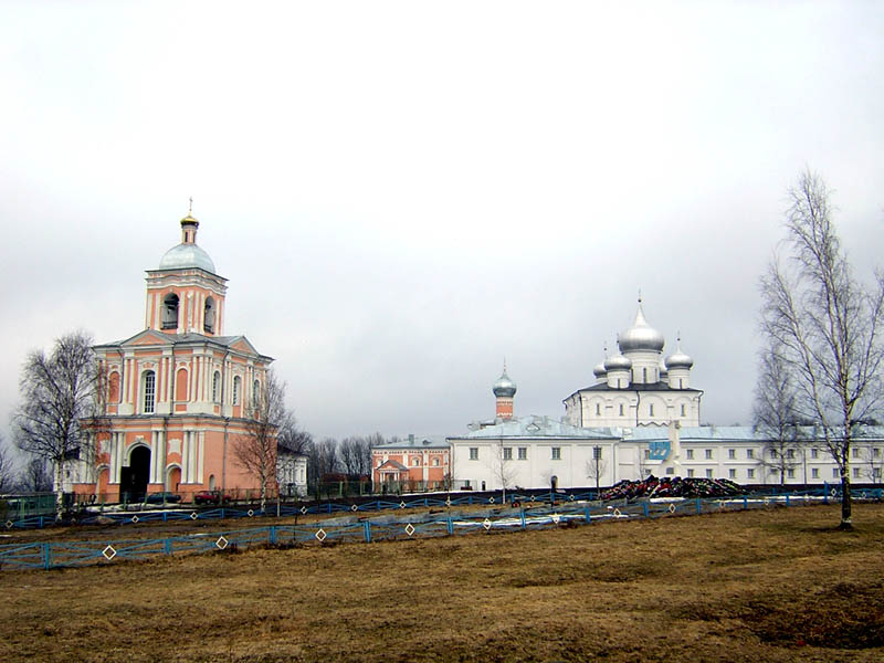 Варлаамо-Хутынский Спасо-Преображенский женский монастырь, Хутынь (Новгородский район, Новгородская область). фасады