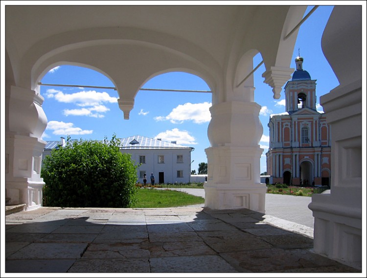 Варлаамо-Хутынский Спасо-Преображенский женский монастырь, Хутынь (Новгородский район, Новгородская область). архитектурные детали