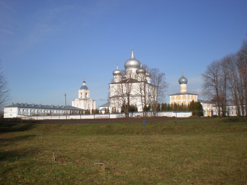 Варлаамо-Хутынский Спасо-Преображенский женский монастырь, Хутынь (Новгородский район, Новгородская область). фасады
