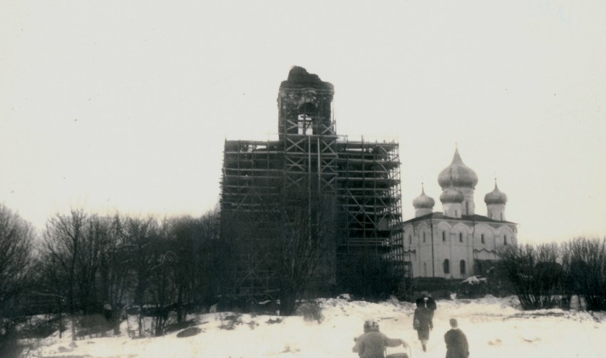 Хутынь. Варлаамо-Хутынский Спасо-Преображенский женский монастырь. фасады