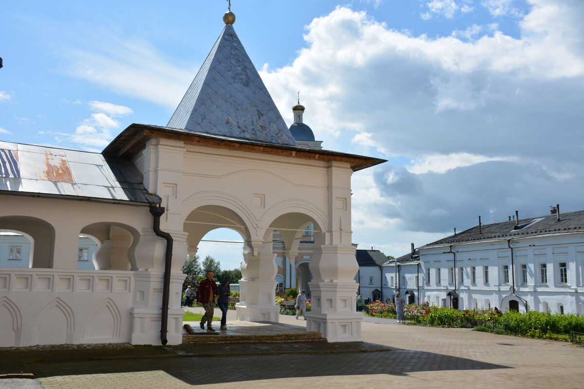 Варлаамо-Хутынский Спасо-Преображенский женский монастырь, Хутынь (Новгородский район, Новгородская область). архитектурные детали