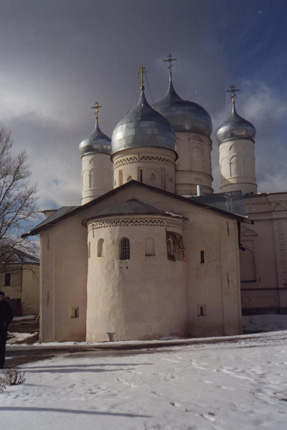 Великий Новгород. Зверин монастырь. фасады