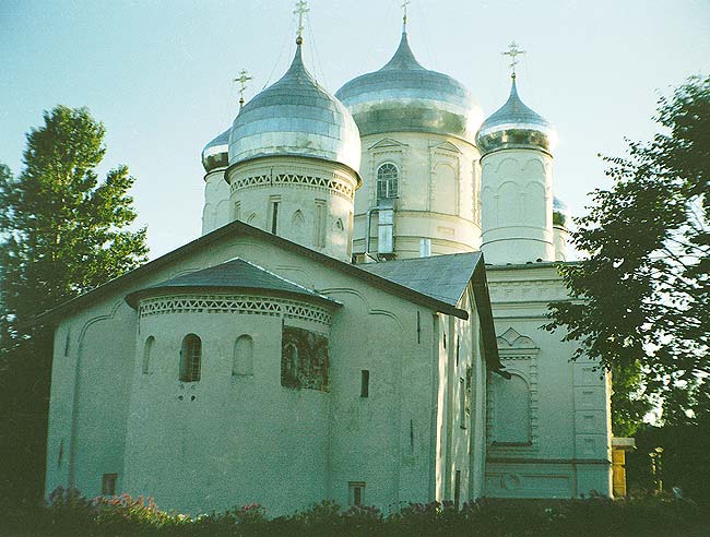 Великий Новгород. Зверин монастырь. фасады, ц.Покрова, восток