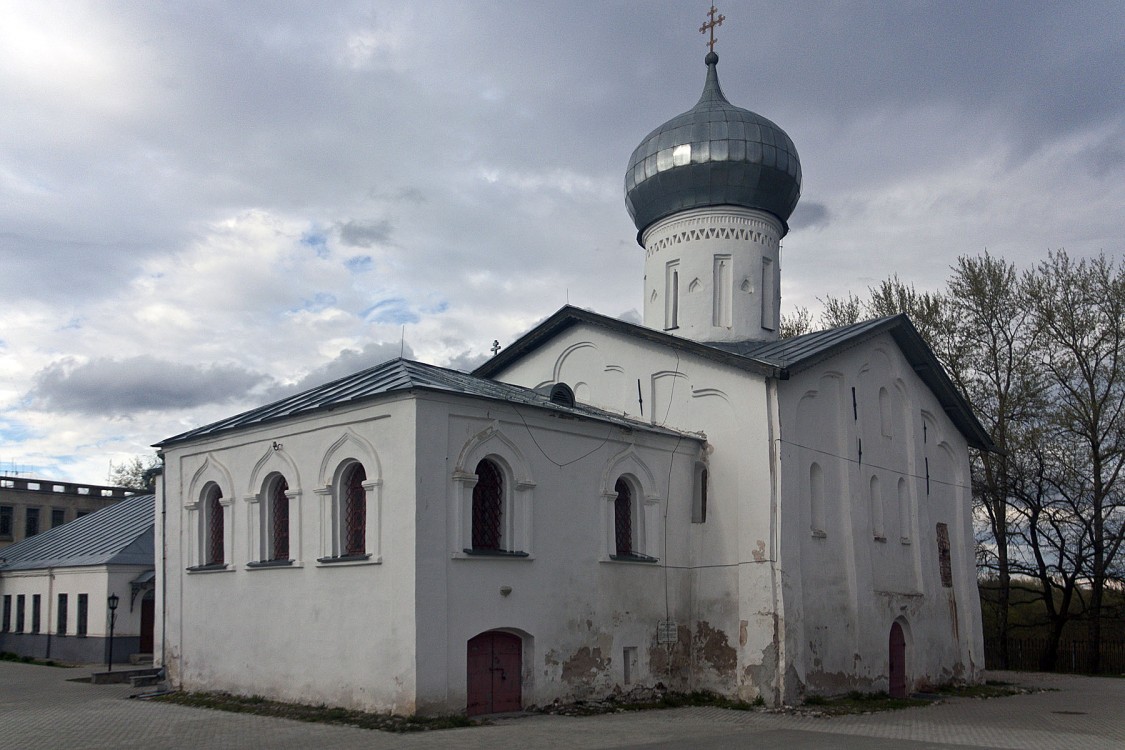 Великий Новгород. Церковь Николая Чудотворца бывш. Николо-Бельского монастыря (