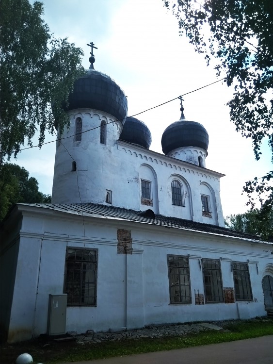 Великий Новгород. Антониев монастырь. Собор Рождества Пресвятой Богородицы. архитектурные детали