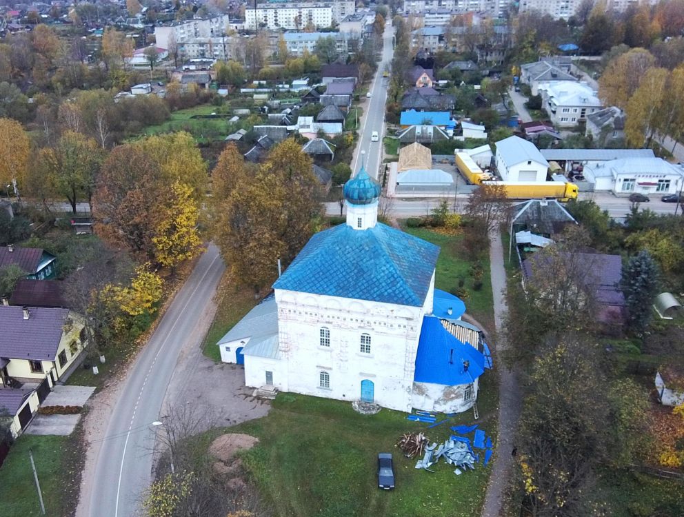 Торопец. Церковь Казанской иконы Божией Матери. общий вид в ландшафте