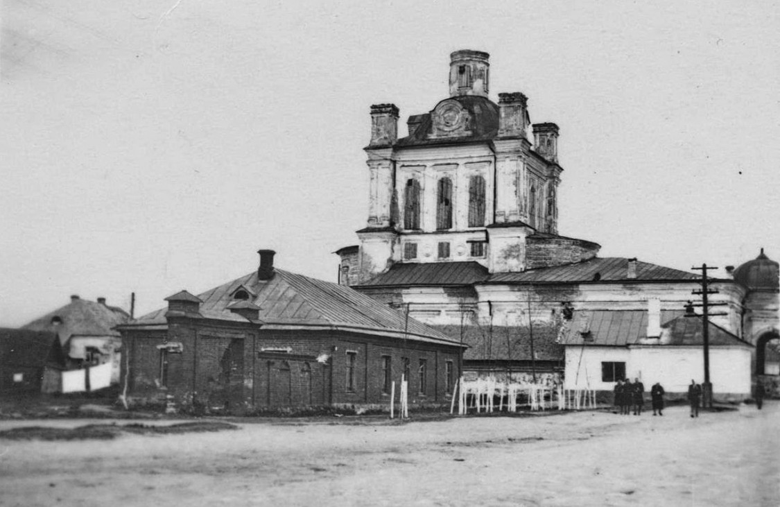 Кафедральный собор Корсунской иконы Божией Матери, Торопец (Торопецкий район, Тверская область). архивная фотография, Частная коллекция. Фото 1950-х годов
