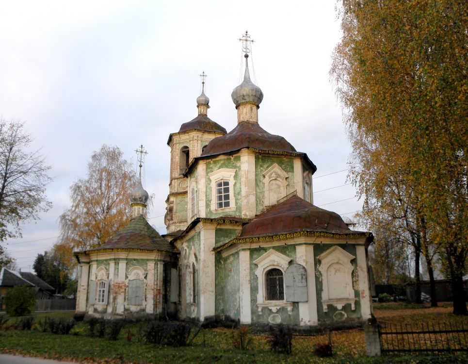 Торопец. Церковь Рождества Пресвятой Богородицы. фасады