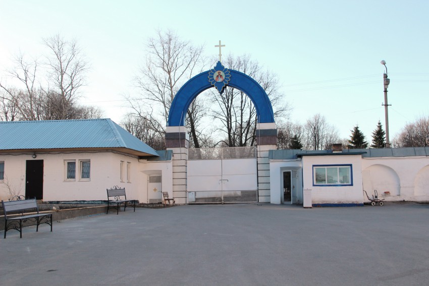 Боголюбский женский монастырь, Боголюбово (Суздальский район, Владимирская область). дополнительная информация, Новые святые ворота