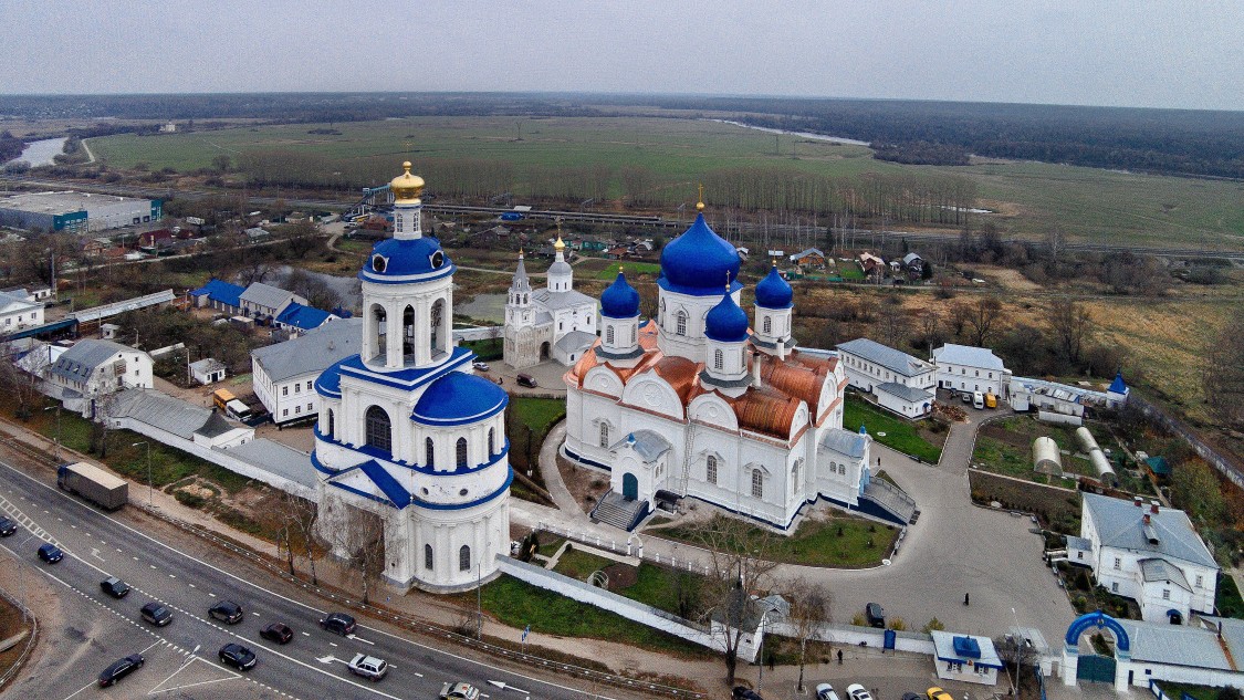Боголюбский женский монастырь, Боголюбово (Суздальский район, Владимирская область). общий вид в ландшафте