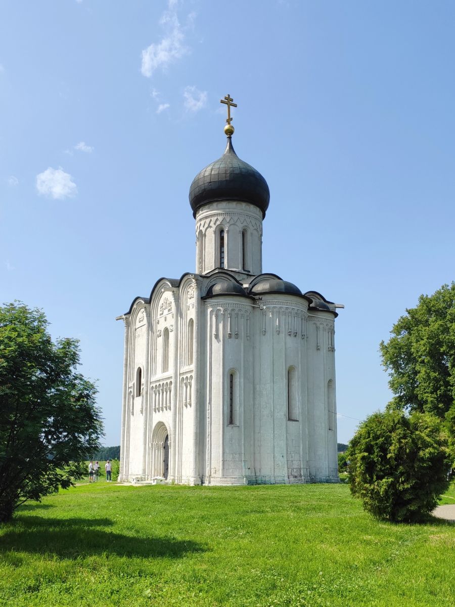 Боголюбово. Церковь Покрова Пресвятой Богородицы на Нерли. фасады