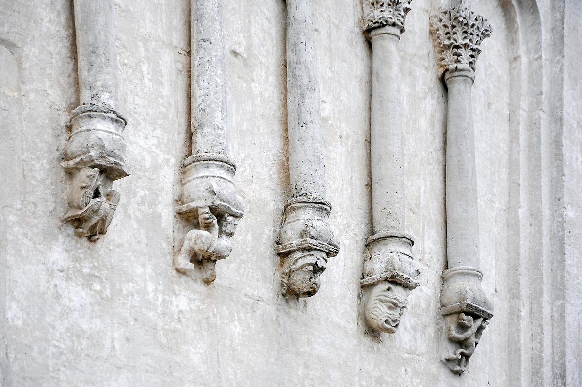 архитектурные детали. Церковь Покрова Пресвятой Богородицы на Нерли, Боголюбово (Суздальский район, Владимирская область)