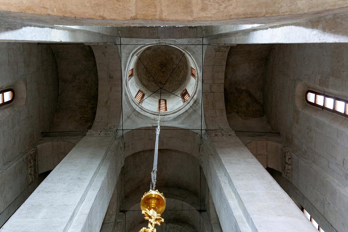 интерьер и убранство. Церковь Покрова Пресвятой Богородицы на Нерли, Боголюбово (Суздальский район, Владимирская область)