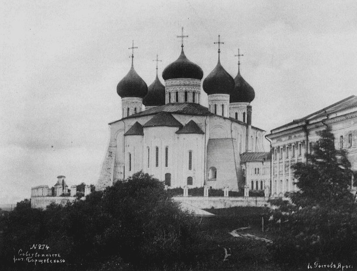 Успения Пресвятой Богородицы, кафедральный собор, Владимир (Владимир, город, Владимирская область). архивная фотография, Фото И. Ф. Барщевского. 1880-е гг.