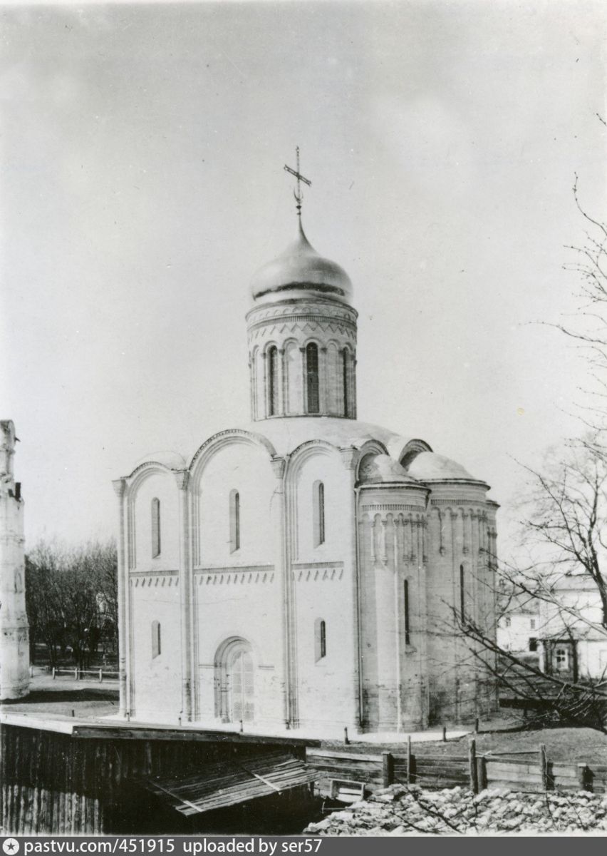 Владимир. Собор Димитрия Солунского. архивная фотография, Фотография с видом Дмитриевского собора. Кон. ХIХ в. С сайта: Pastvu.com/451915