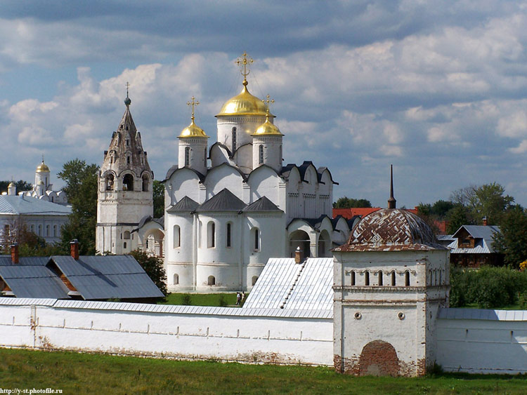Суздаль. Покровский женский монастырь. фасады